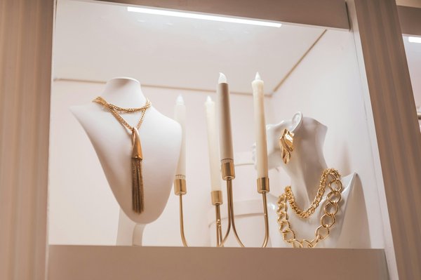 Stylish and functional jewellery holders for every piece